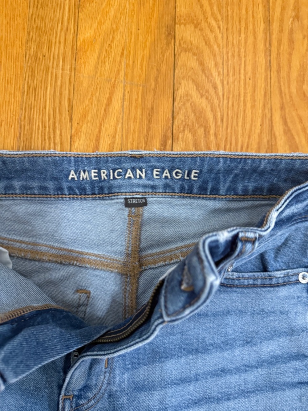 American Eagle Outfitters Blue Rolled-Hem Denim 'Mom' Shorts - Picture 3 of 4